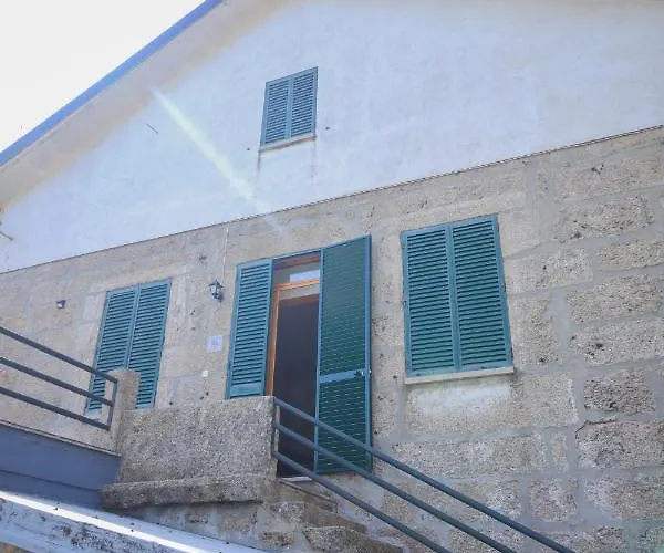 Primor Serra Al 2 アパート *